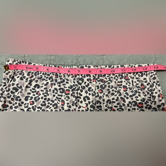 Victoria’s Secret Cheetah Print Pajama Pants - Picture 8 of 11